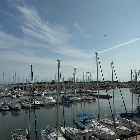 Studio Cosy Climatise Vue Sur Port 아그 외부 사진